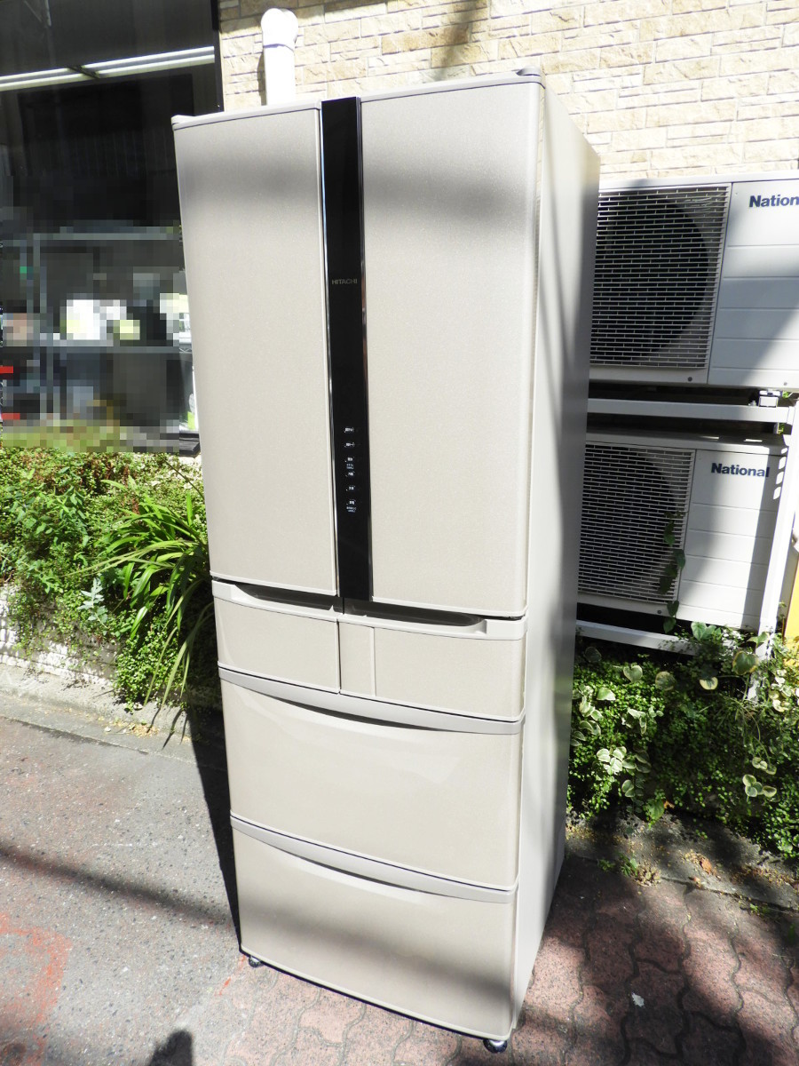 足立区からHITACHI 日立 ノンフロン冷凍冷蔵庫 R-F440Dを高価買取させて頂きました！
