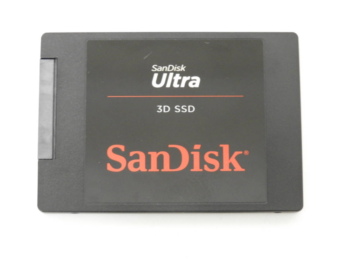新宿区からPCパーツ SanDisk Ultra 3D SSD SDSSDH3-500G / 500GB SATA接続 使用時間196hを高価買取させて頂きました！
