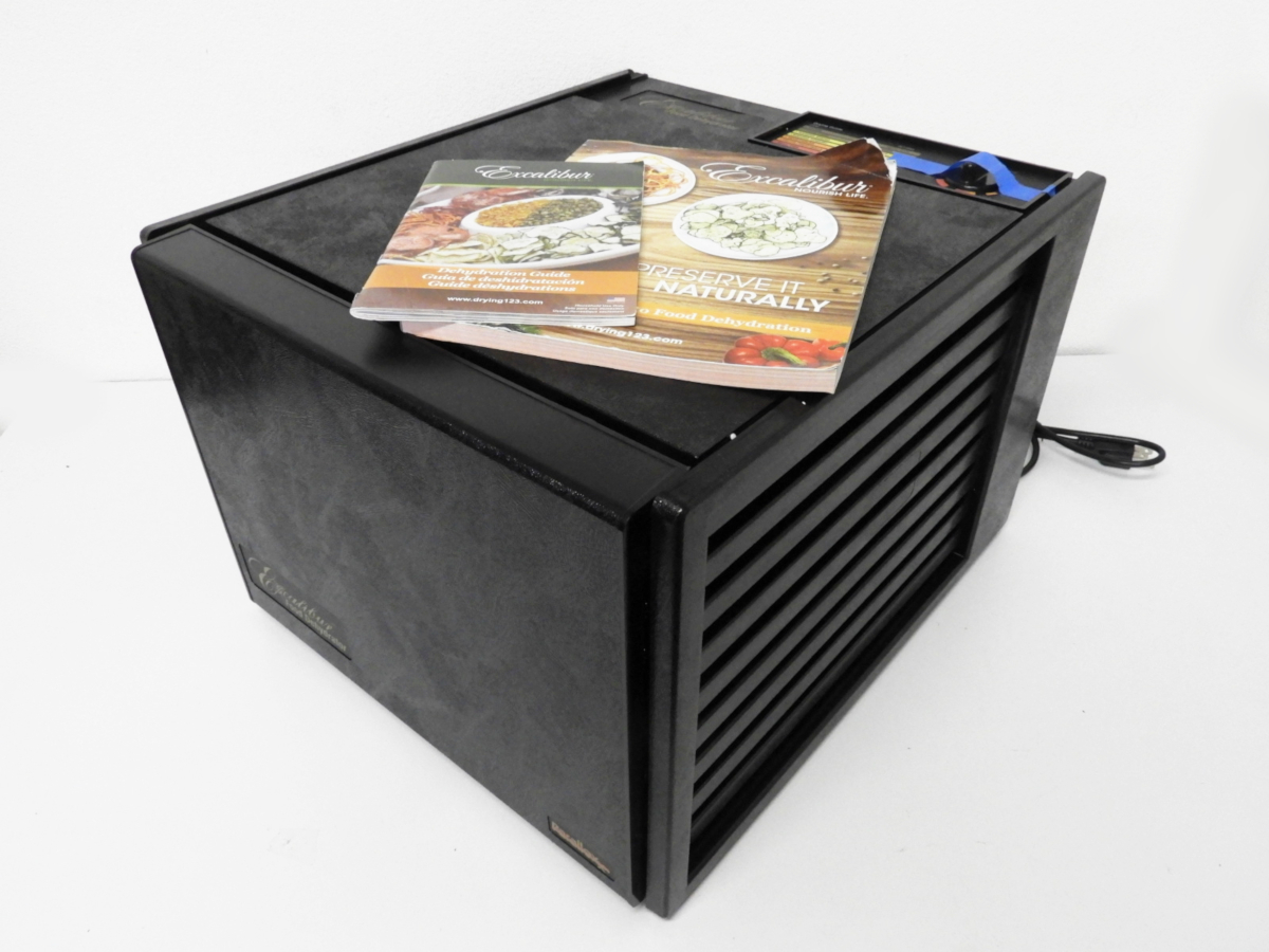 渋谷区からExcalibur エクスカリバー 食品乾燥機 フードディハイドレーター 3900B 9トレイ Food Dehydratorを高価買取させて頂きました！