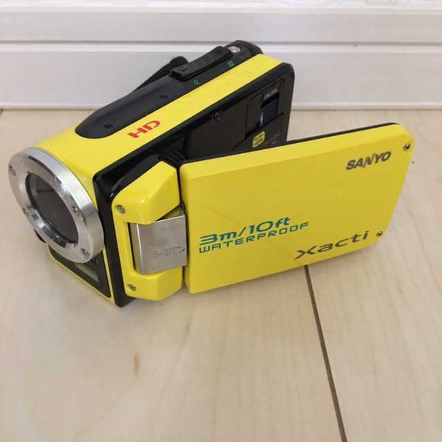 SANYO Xacti(ザクティ）デジタルムービーカメラDMX-WH1(Y)を買取