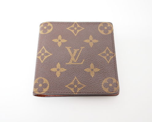港区からLOUIS VUITTON ルイヴィトン モノグラム ポルトビエ6カルトクレディ M60929 CA0072 二つ折り 札入れを買取させて頂きました！