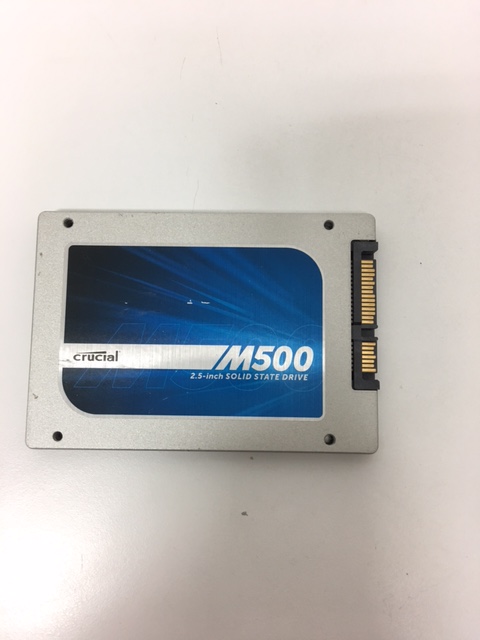中央区からcrucial M500 CT120M500SSD1 2.5インチ 120GB SSD MLC を買取させて頂きました！