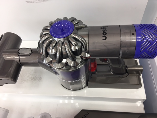 世田谷区からDyson ダイソン ハンディークリーナー Dyson V6 Car + Boat Extra ダイソン V6 カー アンド ボート エクストラを高価買取致しました！