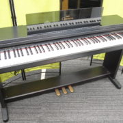 目黒区からYAMAHA クラビノーバ Clavinova 電子ピアノ CLP-560を高価買取させて頂きました！
