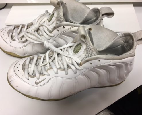 荒川区からNIKE ナイキ AIR FOAMPOSITE ONE エア フォームポジット ワン スニーカーを高価買取させて頂きました！