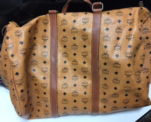 文京区からMCM エムシーエムバックを高価買取させて頂きました！