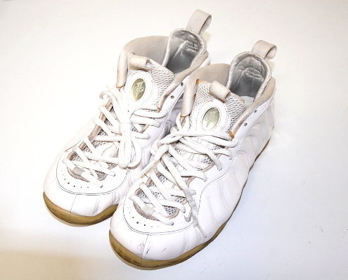 渋谷区からナイキ エア フォームポジット ワン 314996-100 スニーカーを高価買取させて頂きました！