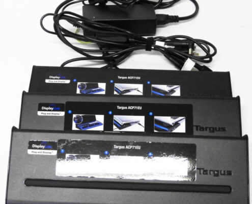 文京区から3台セット Targus ターガス ACP71EU / USB 3.0 Universal Dual Display Video Docking Station ドッキングステーションを高価買取させて頂きました！