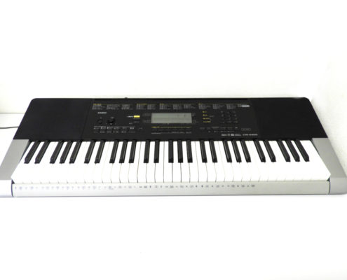 中央区からCASIO カシオ ベーシックキーボード 61鍵盤 CTK-4400 タッチレスポンス 電子ピアノを高価買取させて頂きました！