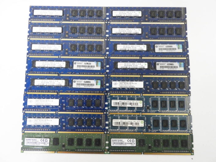 新宿区からPCパーツ DDR3 PC3-10600 デスクトップ用 2GBメモリー 16枚セット hynix製など まとめてを高価買取させて頂きました！