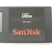 新宿区からPCパーツ SanDisk Ultra 3D SSD SDSSDH3-500G / 500GB SATA接続 使用時間196hを高価買取させて頂きました！