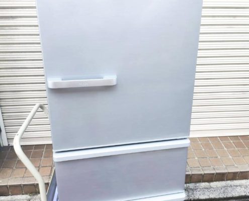 目黒区から冷蔵庫買取AQUA 3ドア 冷蔵庫 AQR-27G2を高価買取させて頂きました！