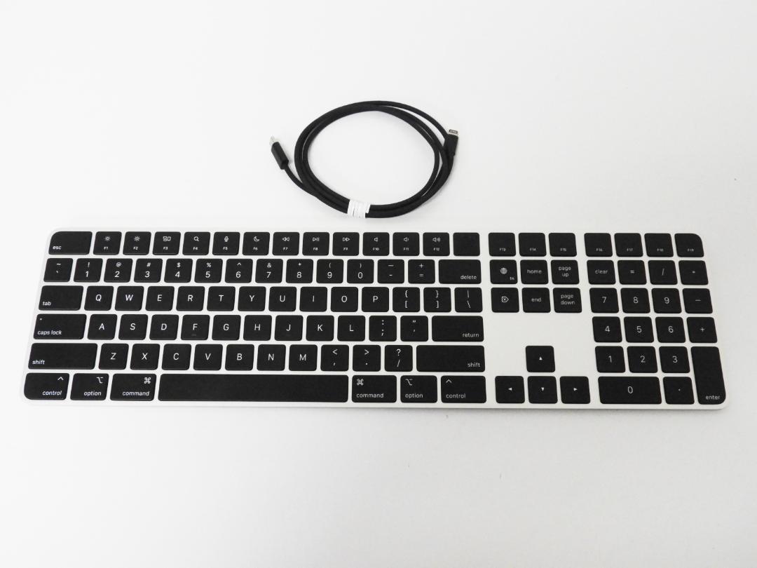 練馬区からキーボード買取Apple Magic Keyboard A2520を高価買取せて頂きました！