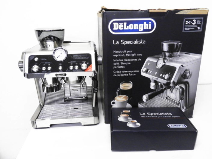 目黒区からデロンギ DeLonghi Specialista エスプレッソマシーン EC9335Mを高価買取せて頂きました！