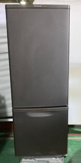 世田谷区から冷蔵庫買取 Panasonic 2ドア冷蔵庫 NR-B17BW-Tを高価買取せて頂きました！