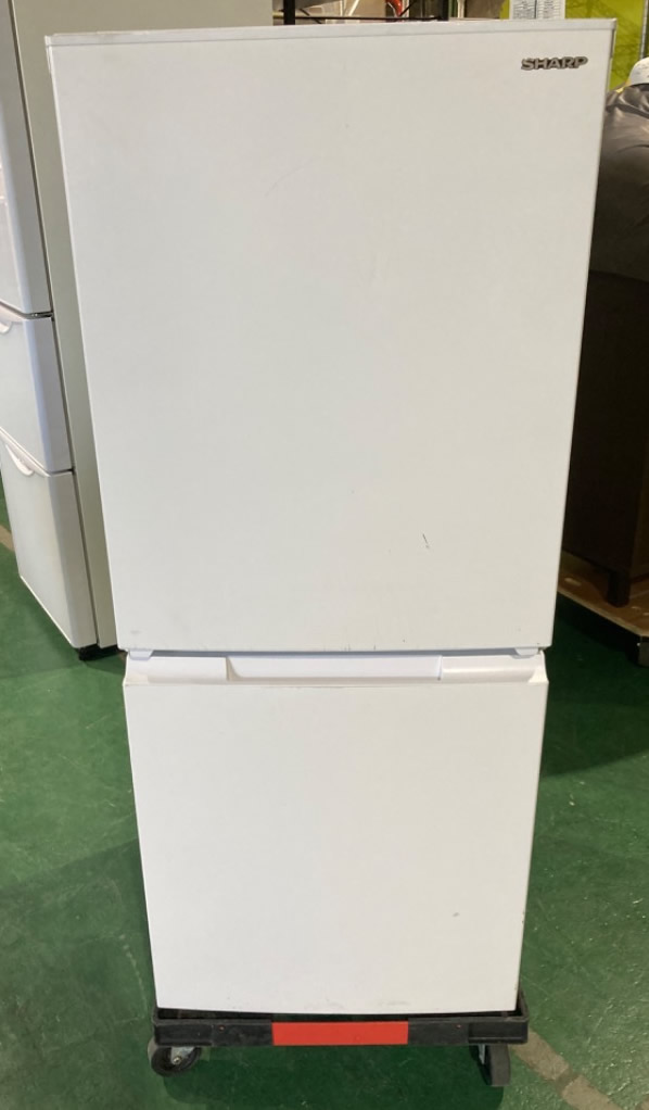 杉並区から冷蔵庫買取 SHARP 2ドア冷蔵庫 SJ-D15J-Wを高価買取せて頂きました！