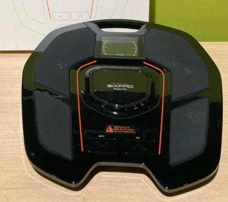 足立区からSIXPAD FootFitを高価買取せて頂きました！