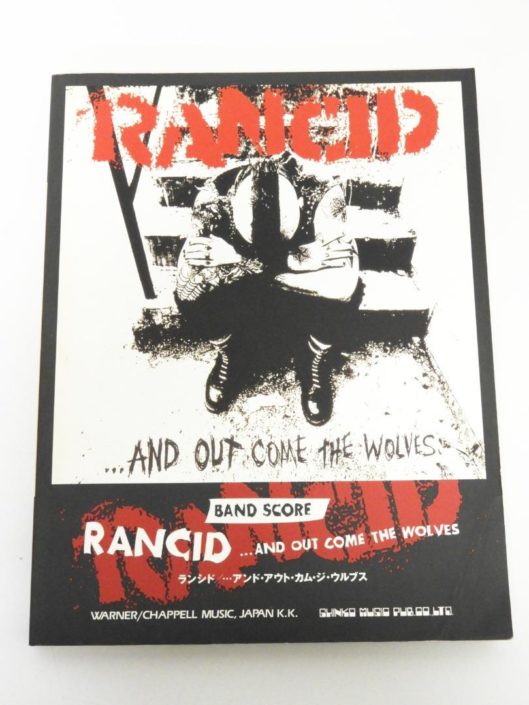 目黒区から雑誌買取 ランシド / アンド・アウト・カム・ジ・ウルブス　バンドスコアを高価買取せて頂きました！
