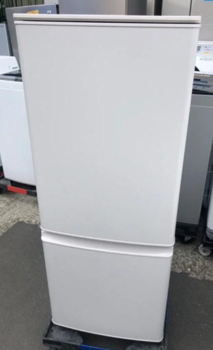 中野区から冷蔵庫買取 MITSUBISHI 2ドア冷蔵庫 MR-P15H-Wを高価買取せて頂きました！
