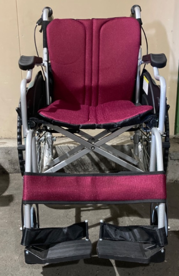 渋谷区から車椅子買取 care_Tec 車椅子 213を高価買取せて頂きました！