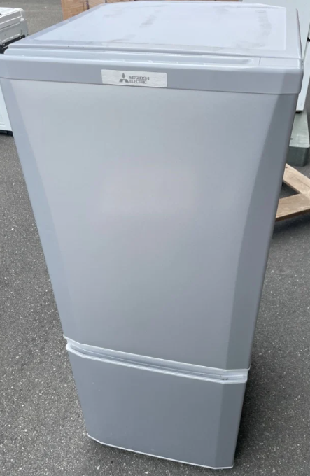 大田区から冷蔵庫買取 MITSUBISHI 2ドア冷凍冷蔵庫 MR-P15E-S1形を高価買取せて頂きました！