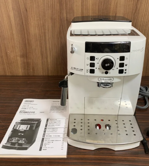 板橋区からコーヒーマシン買取 DeLonghi 全自動コーヒーマシンECAM22112Wを高価買取せて頂きました！