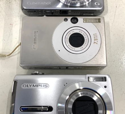 荒川区からOLYMPU/Canon/SONY コンパクトデジタルカメラカメラを高価買取せて頂きました！