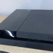 練馬区からSONY Playstation4 CUH-1000を高価買取せて頂きました！